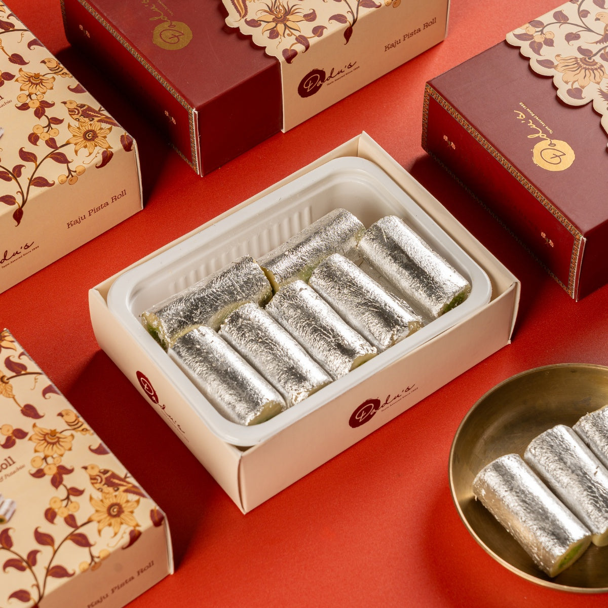 Kaju Pista Roll