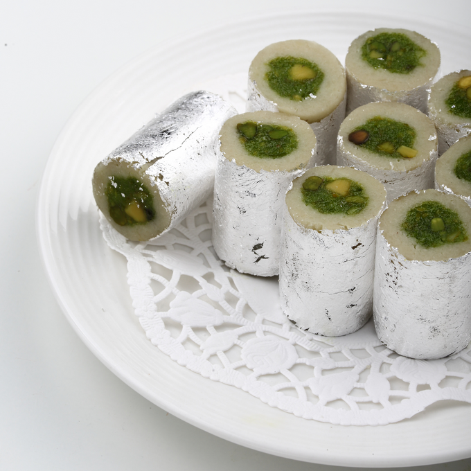 Badam Pista Roll